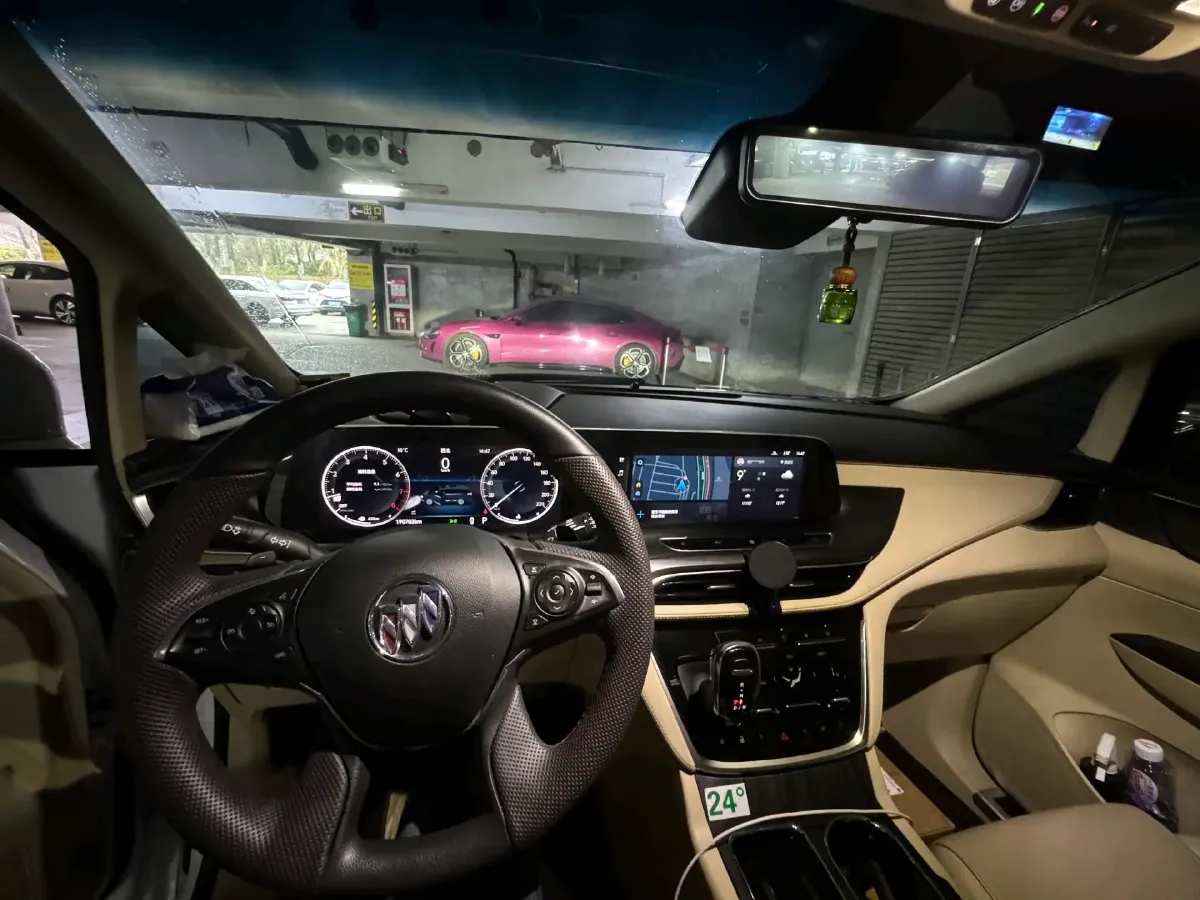 2022 Buick GL8 2.0T 237HP L4 9AT,autocango,china used car exporter,china ev exporter,chinese used car exporter,chinese used ev exporter