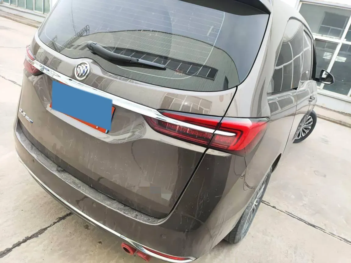 2022 Buick GL8 2.0T 237HP L4 9AT,autocango,china used car exporter,china ev exporter,chinese used car exporter,chinese used ev exporter