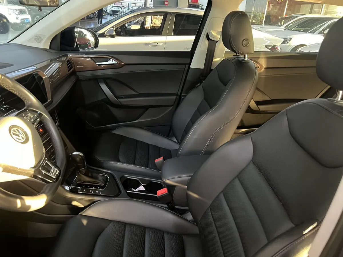 2022 Volkswagen Tharu 1.4T 150HP L4 7DCT,autocango,china used car exporter,china ev exporter,chinese used car exporter,chinese used ev exporter