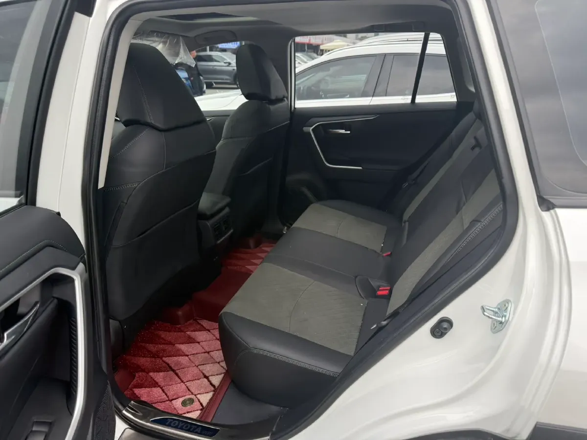 2022 Toyota RAV4 2.0L 171HP L4 CVT,autocango,china used car exporter,china ev exporter,chinese used car exporter,chinese used ev exporter