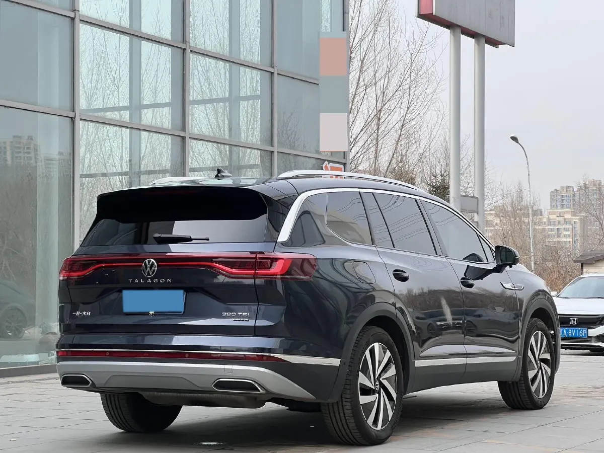 2021 Volkswagen Talagon 2.0T 220HP L4 7DCT,autocango,china used car exporter,china ev exporter,chinese used car exporter,chinese used ev exporter
