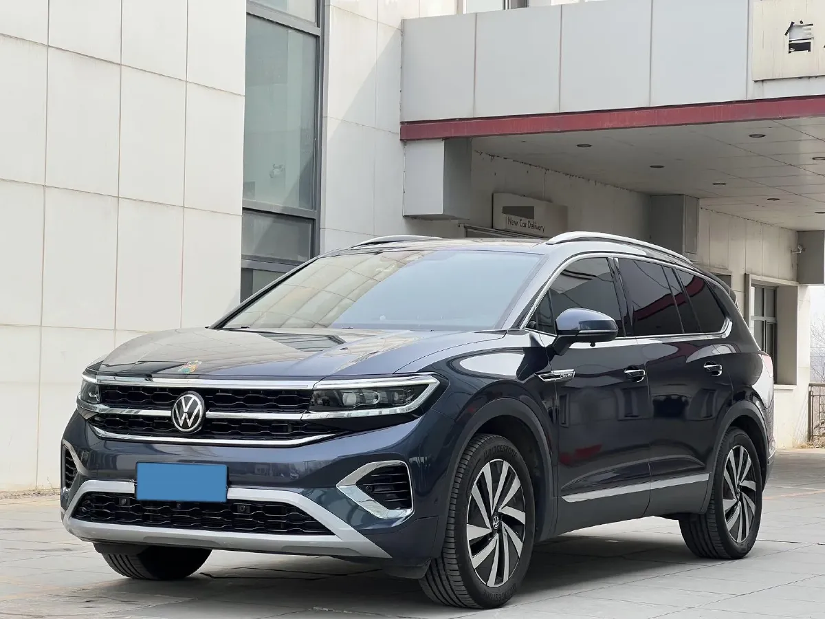 2021 Volkswagen Talagon 2.0T 220HP L4 7DCT,autocango,china used car exporter,china ev exporter,chinese used car exporter,chinese used ev exporter