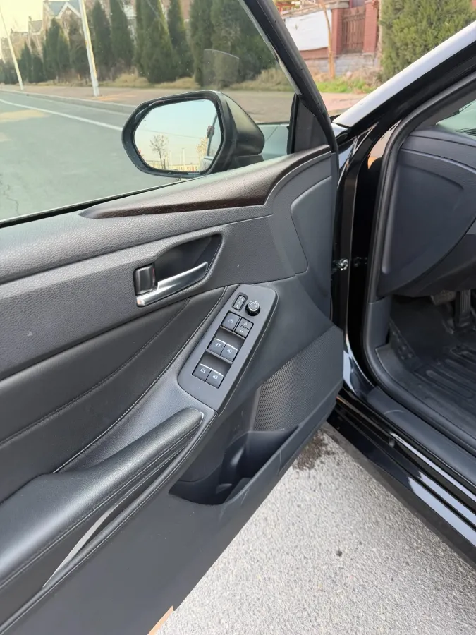 2019 Toyota Avalon 2.0L 178HP L4 CVT,autocango,china used car exporter,china ev exporter,chinese used car exporter,chinese used ev exporter