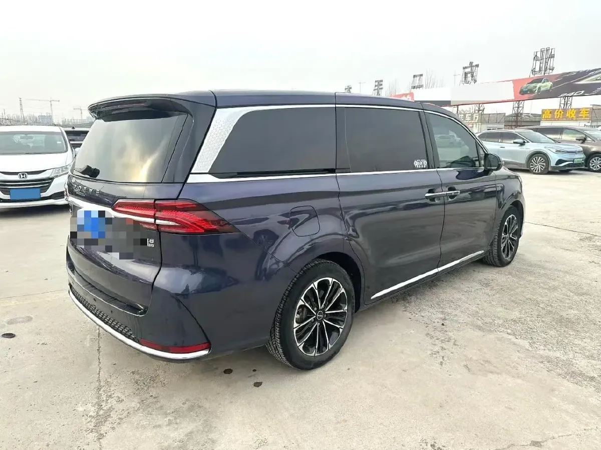 2021 Roewe iMAX8 2.0T 234HP L4 8AT,autocango,china used car exporter,china ev exporter,chinese used car exporter,chinese used ev exporter