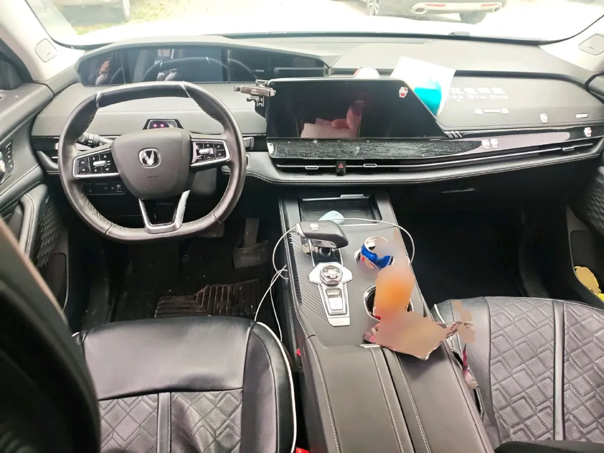 2021 ChangAn UNI-K 2.0T 233HP L4 8AT,autocango,china used car exporter,china ev exporter,chinese used car exporter,chinese used ev exporter