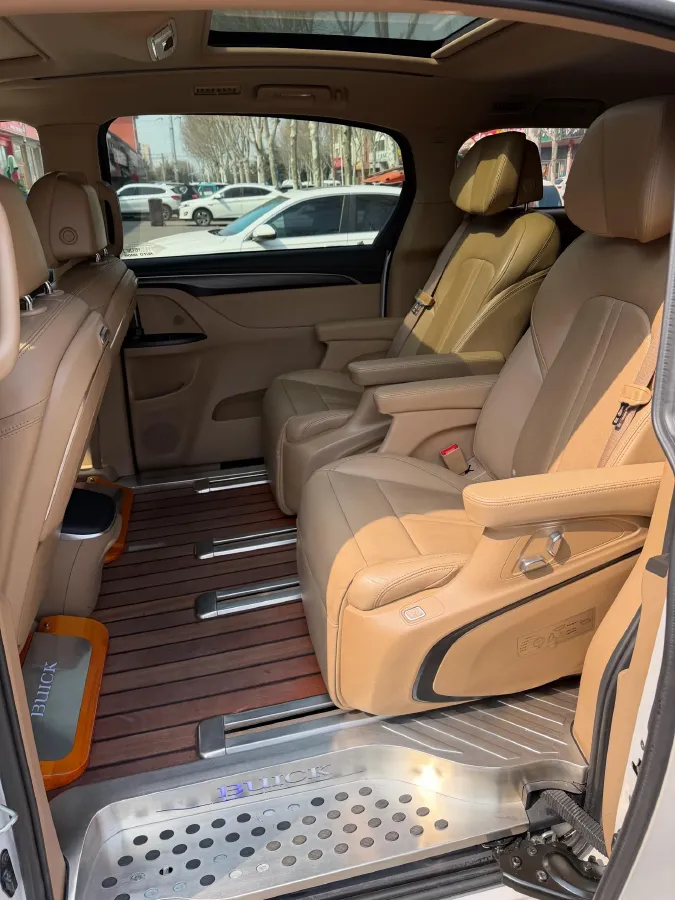 2021 Buick GL8 2.0T 237HP L4 9AT,autocango,china used car exporter,china ev exporter,chinese used car exporter,chinese used ev exporter