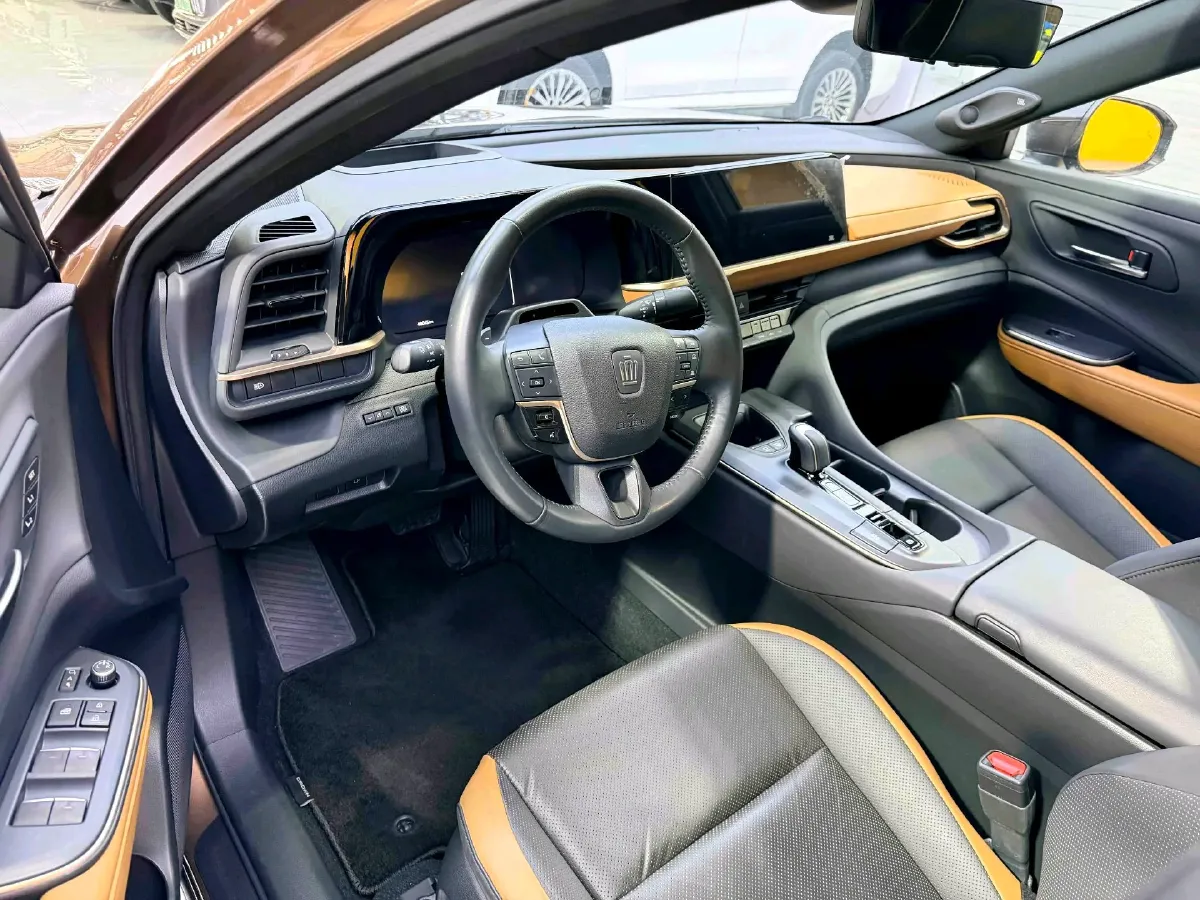 2023 Toyota CrownSportCross 2.4T 269HP L4 6AT Hybrid,autocango,china used car exporter,china ev exporter,chinese used car exporter,chinese used ev exporter