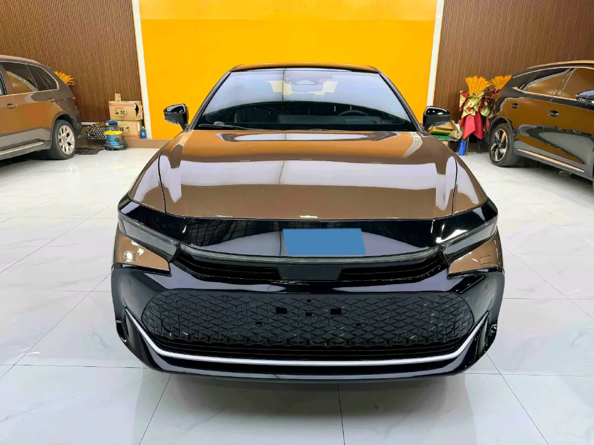 2023 Toyota CrownSportCross 2.4T 269HP L4 6AT Hybrid,autocango,china used car exporter,china ev exporter,chinese used car exporter,chinese used ev exporter
