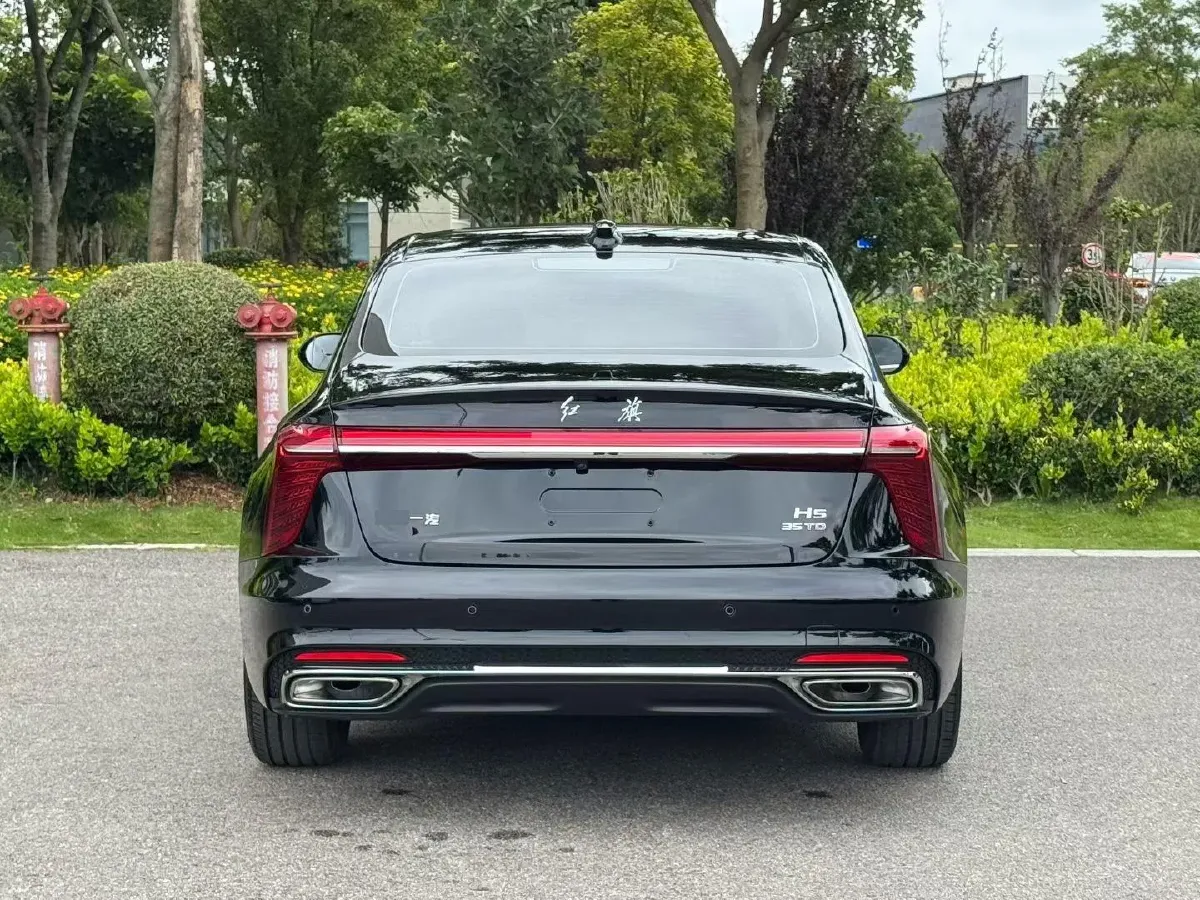 2023 HongQi H5 1.5T 169HP L4 7DCT,autocango,china used car exporter,china ev exporter,chinese used car exporter,chinese used ev exporter