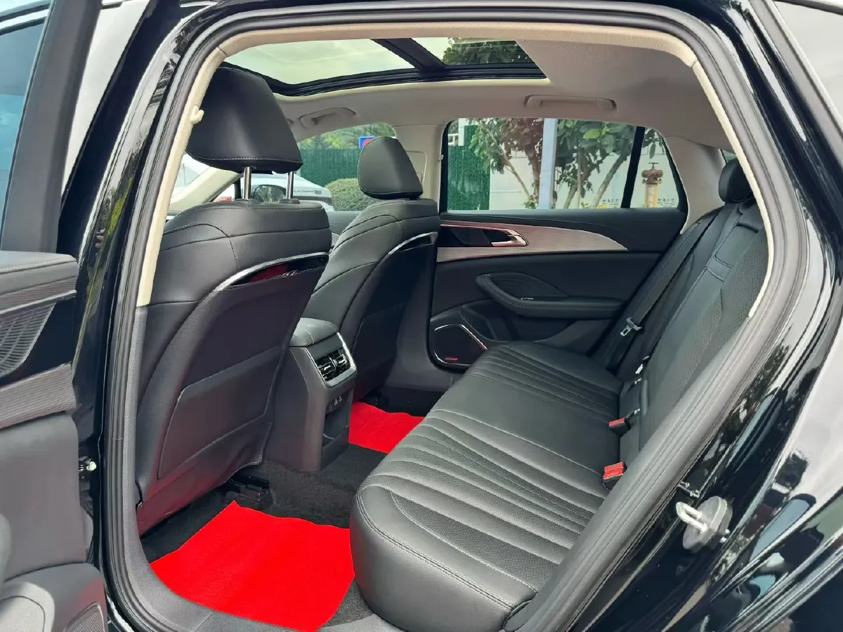 2023 HongQi H5 1.5T 169HP L4 7DCT,autocango,china used car exporter,china ev exporter,chinese used car exporter,chinese used ev exporter