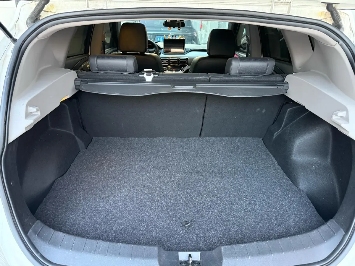 2019 HaiMa S5 1.6L 122HP L4 5MT,autocango,china used car exporter,china ev exporter,chinese used car exporter,chinese used ev exporter