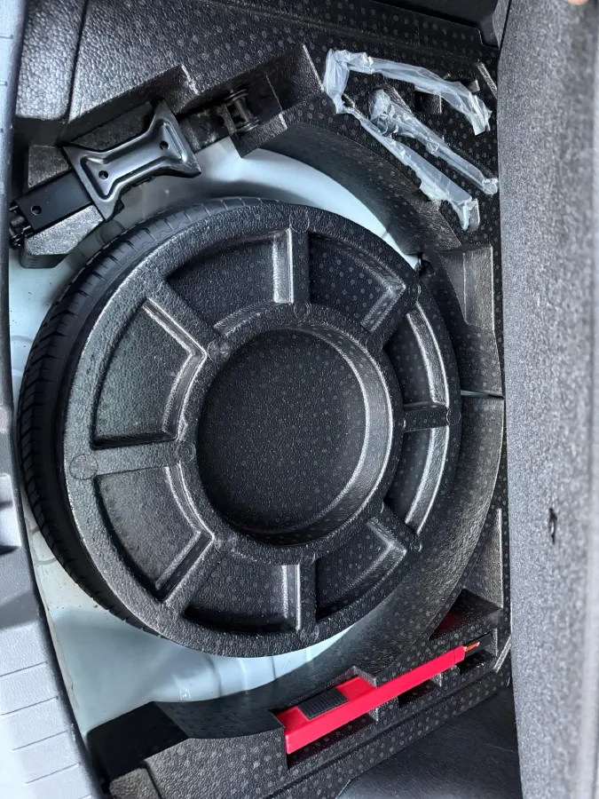 2019 HaiMa S5 1.6L 122HP L4 5MT,autocango,china used car exporter,china ev exporter,chinese used car exporter,chinese used ev exporter