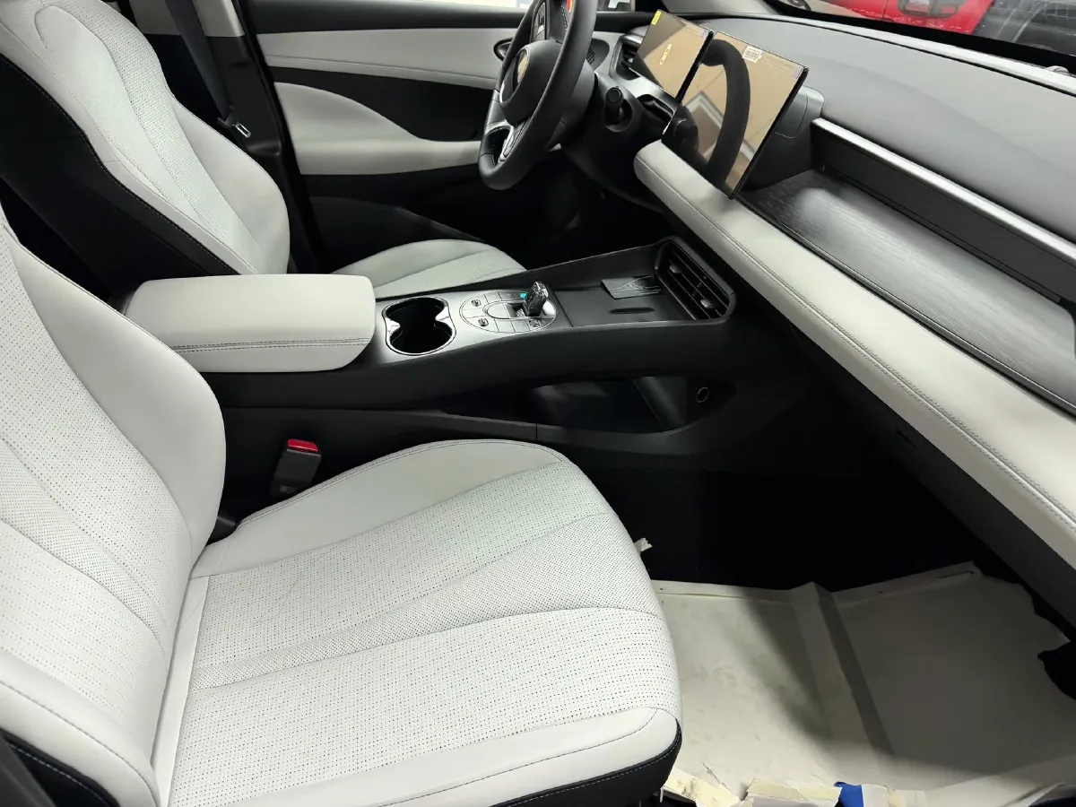 2025 BYD Seal05 DM-i 1.5L 101HP L4 E-CVT PHEV 7.68KWH,autocango,china used car exporter,china ev exporter,chinese used car exporter,chinese used ev exporter