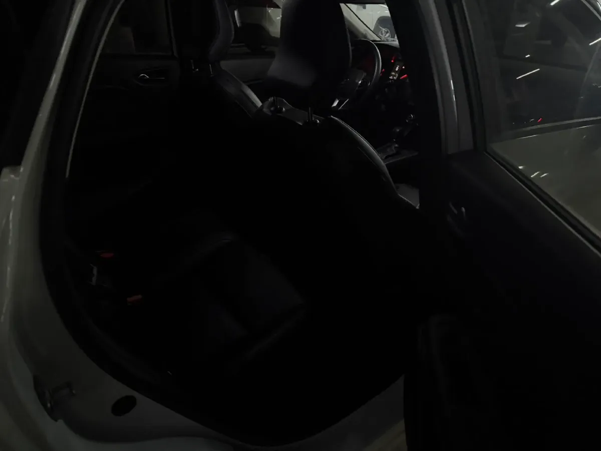 2019 Renault Captur 1.3T 159HP L4 7DCT,autocango,china used car exporter,china ev exporter,chinese used car exporter,chinese used ev exporter