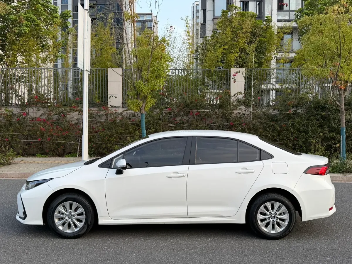 2022 Toyota Corolla 1.2T 116HP L4 CVT,autocango,china used car exporter,china ev exporter,chinese used car exporter,chinese used ev exporter