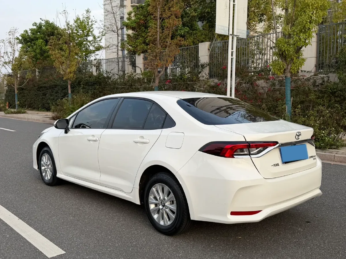 2022 Toyota Corolla 1.2T 116HP L4 CVT,autocango,china used car exporter,china ev exporter,chinese used car exporter,chinese used ev exporter