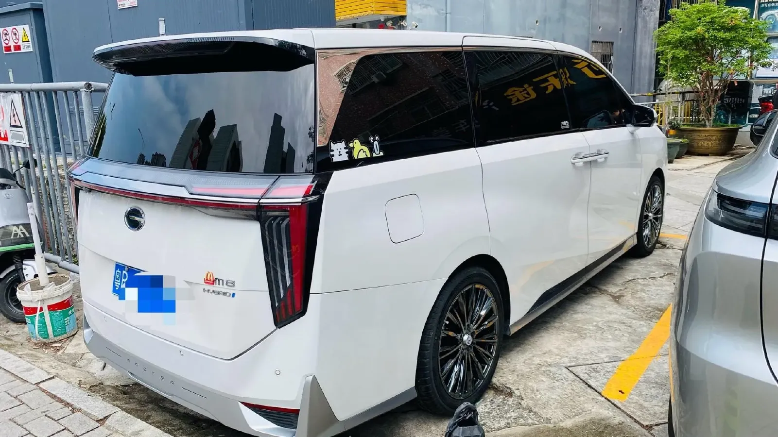 2023 GAC Trumpchi M8 2.0T 190HP L4 E-CVT Hybrid,autocango,china used car exporter,china ev exporter,chinese used car exporter,chinese used ev exporter