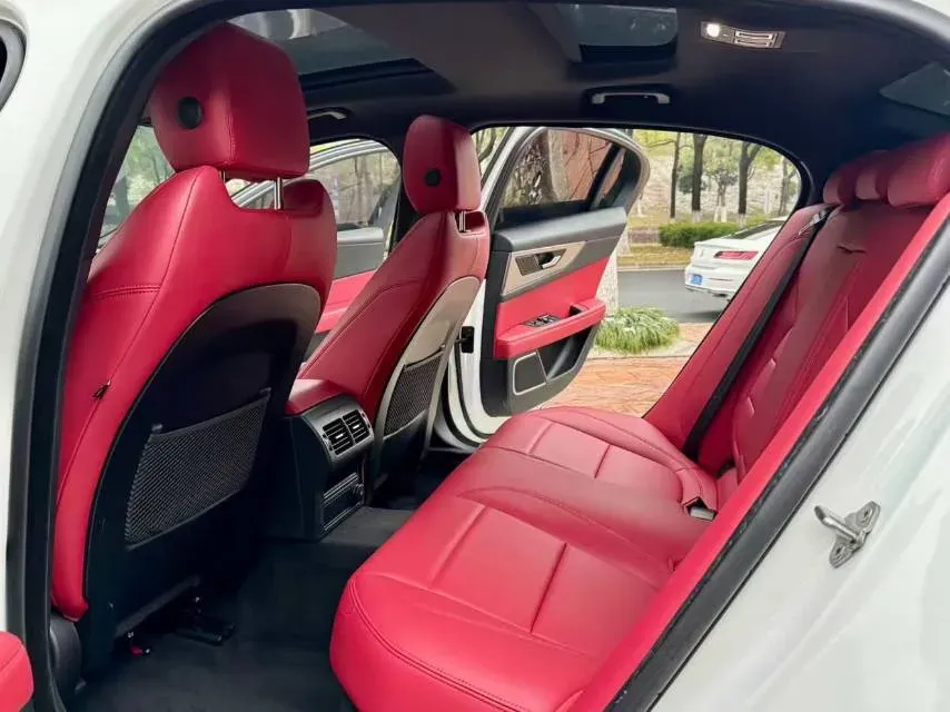 2020 Jaguar XEL 2.0T 200HP L4 8AT,autocango,china used car exporter,china ev exporter,chinese used car exporter,chinese used ev exporter