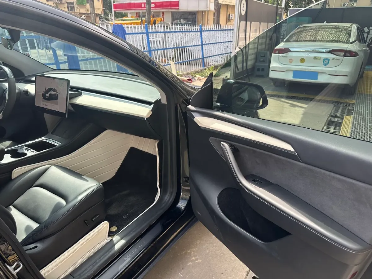 2022 Tesla Model Y BEV 60KWH,autocango,china used car exporter,china ev exporter,chinese used car exporter,chinese used ev exporter