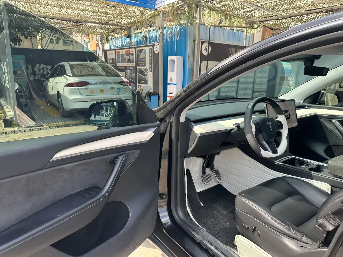 2022 Tesla Model Y BEV 60KWH,autocango,china used car exporter,china ev exporter,chinese used car exporter,chinese used ev exporter