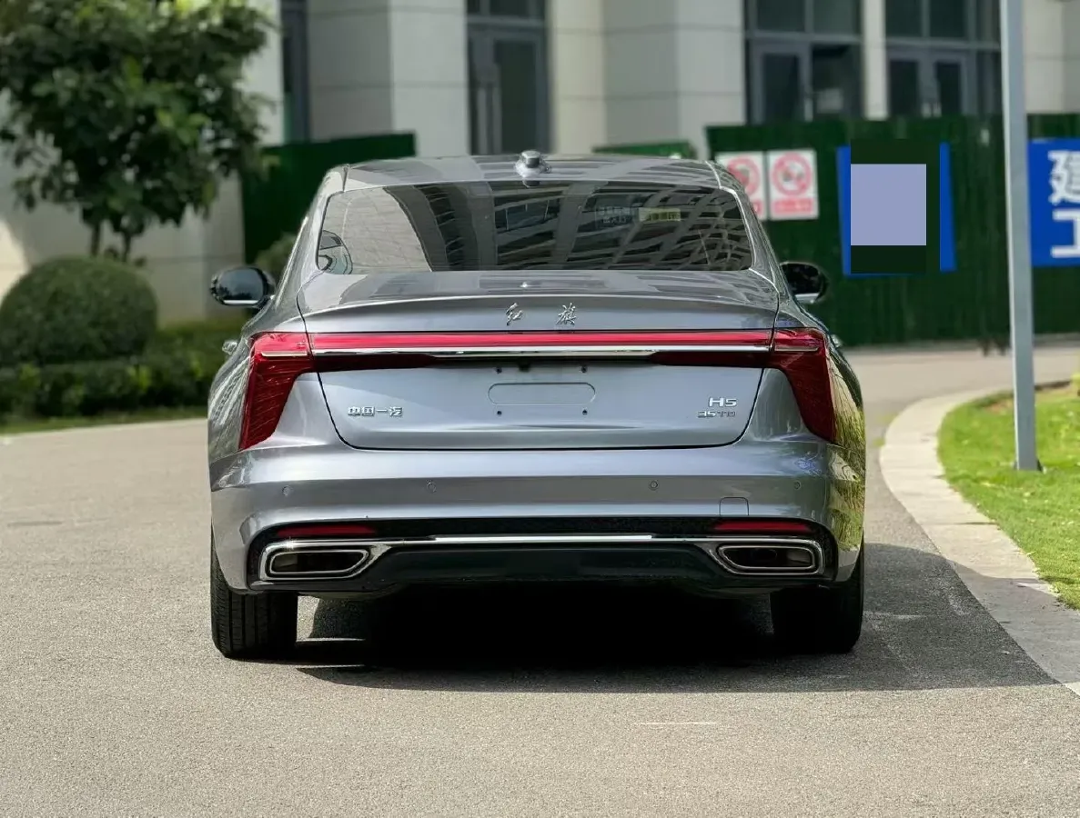 2023 HongQi H5 1.5T 169HP L4 7DCT,autocango,china used car exporter,china ev exporter,chinese used car exporter,chinese used ev exporter