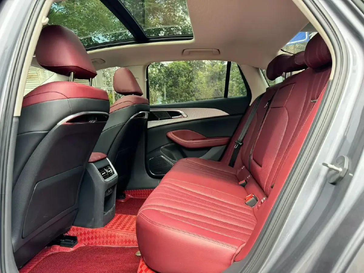 2023 HongQi H5 1.5T 169HP L4 7DCT,autocango,china used car exporter,china ev exporter,chinese used car exporter,chinese used ev exporter