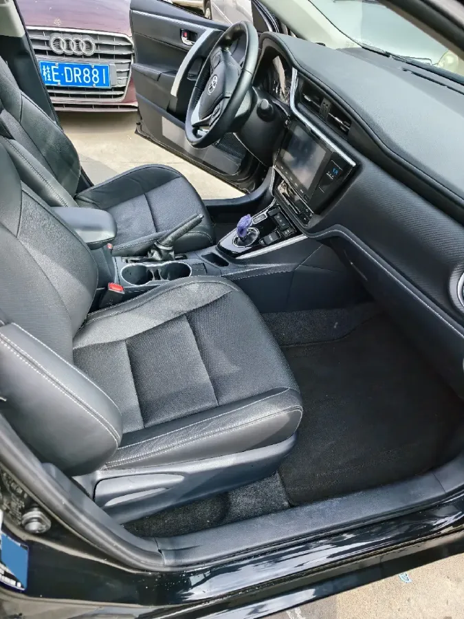 2019 Toyota Camry 2.5L 209HP L4 8AT,autocango,china used car exporter,china ev exporter,chinese used car exporter,chinese used ev exporter