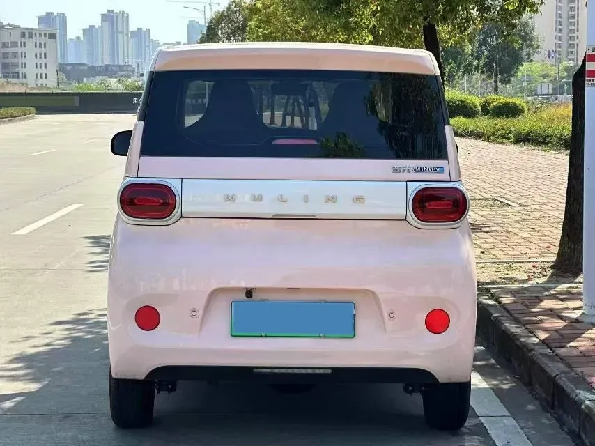 2024 WuLing HongGuang MINI EV BEV 17.3KWH,autocango,china used car exporter,china ev exporter,chinese used car exporter,chinese used ev exporter