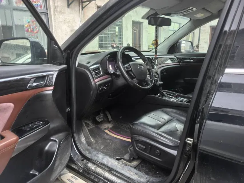 2017 GAC Trumpchi GS8 2.0T 201HP L4 6AT,autocango,china used car exporter,china ev exporter,chinese used car exporter,chinese used ev exporter