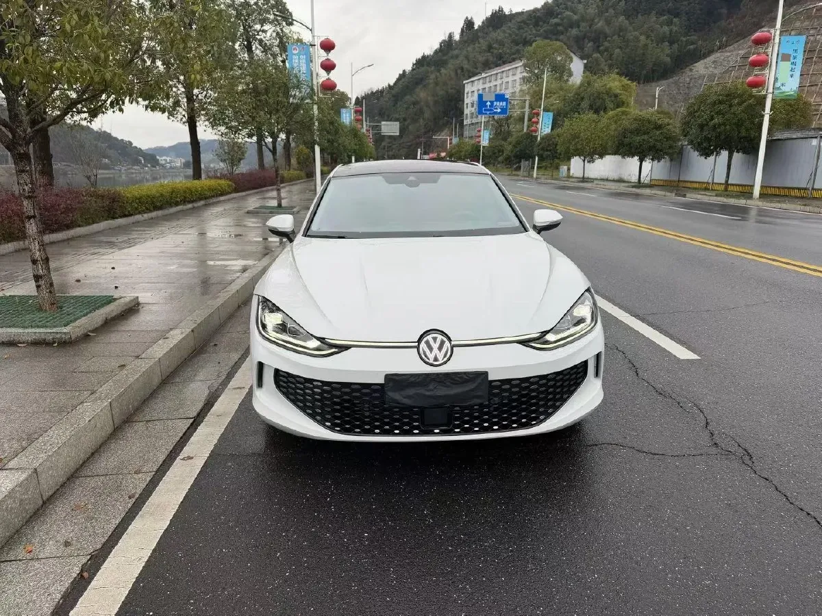 2024 Volkswagen Lamando 1.4T 150HP L4 7DCT,autocango,china used car exporter,china ev exporter,chinese used car exporter,chinese used ev exporter