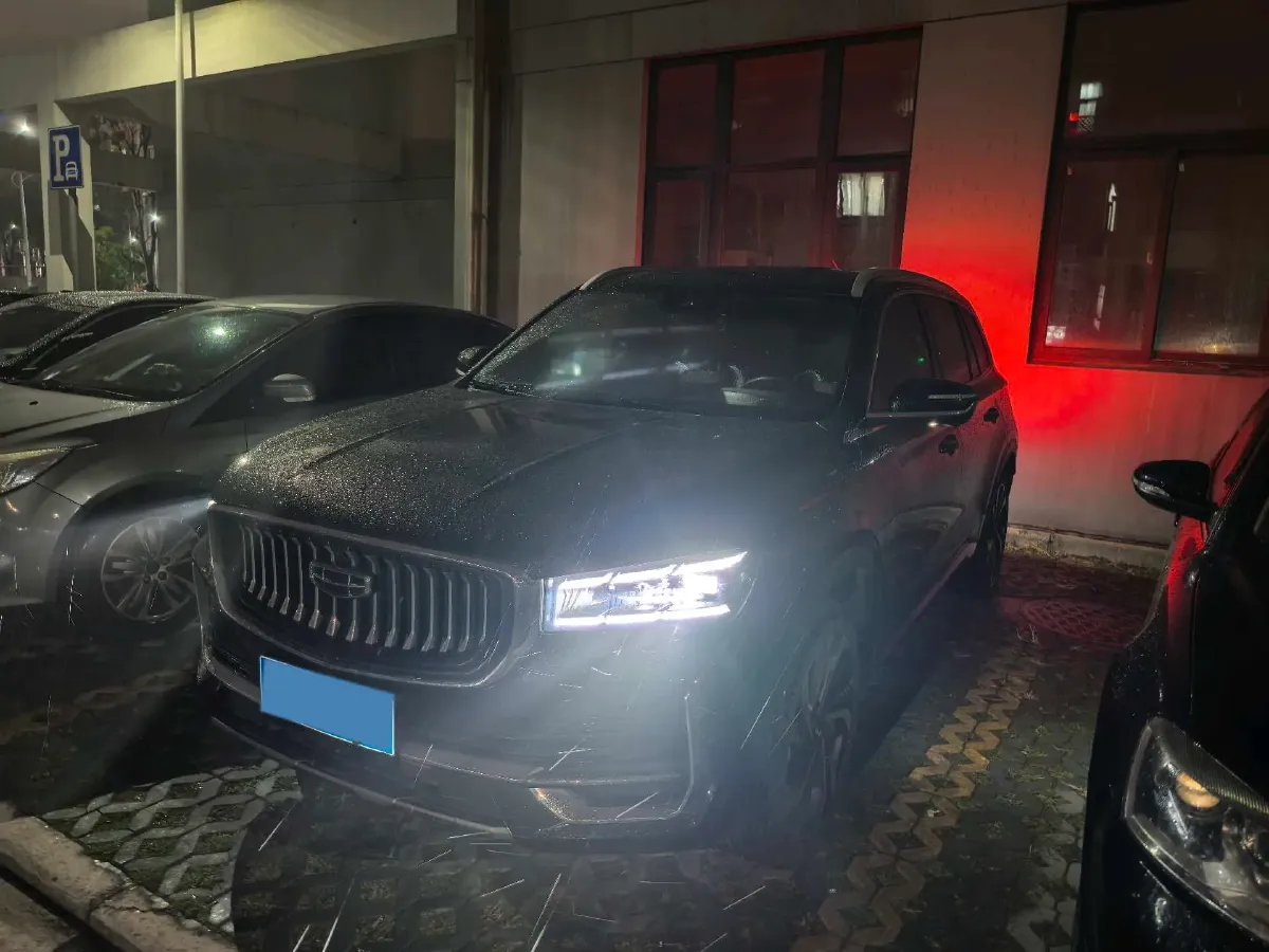 2021 Geely Monjaro 2.0T 218HP L4 7DCT,autocango,china used car exporter,china ev exporter,chinese used car exporter,chinese used ev exporter