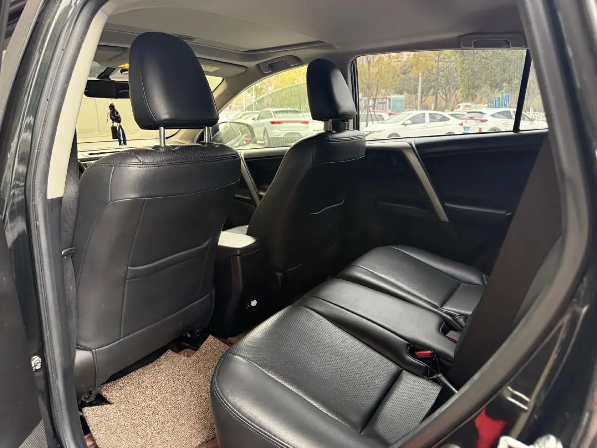 2019 Toyota Camry 2.0L 178HP L4 CVT,autocango,china used car exporter,china ev exporter,chinese used car exporter,chinese used ev exporter