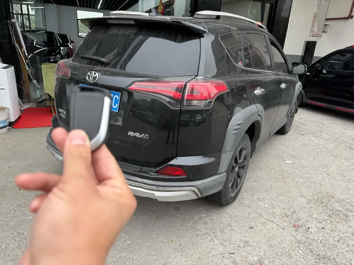 2019 Toyota Camry 2.0L 178HP L4 CVT,autocango,china used car exporter,china ev exporter,chinese used car exporter,chinese used ev exporter