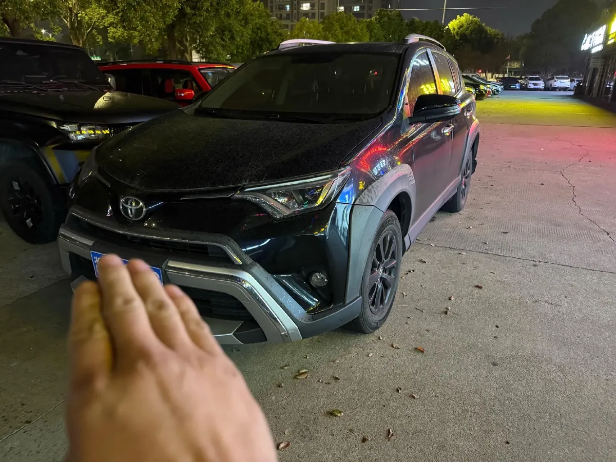 2019 Toyota Camry 2.0L 178HP L4 CVT,autocango,china used car exporter,china ev exporter,chinese used car exporter,chinese used ev exporter