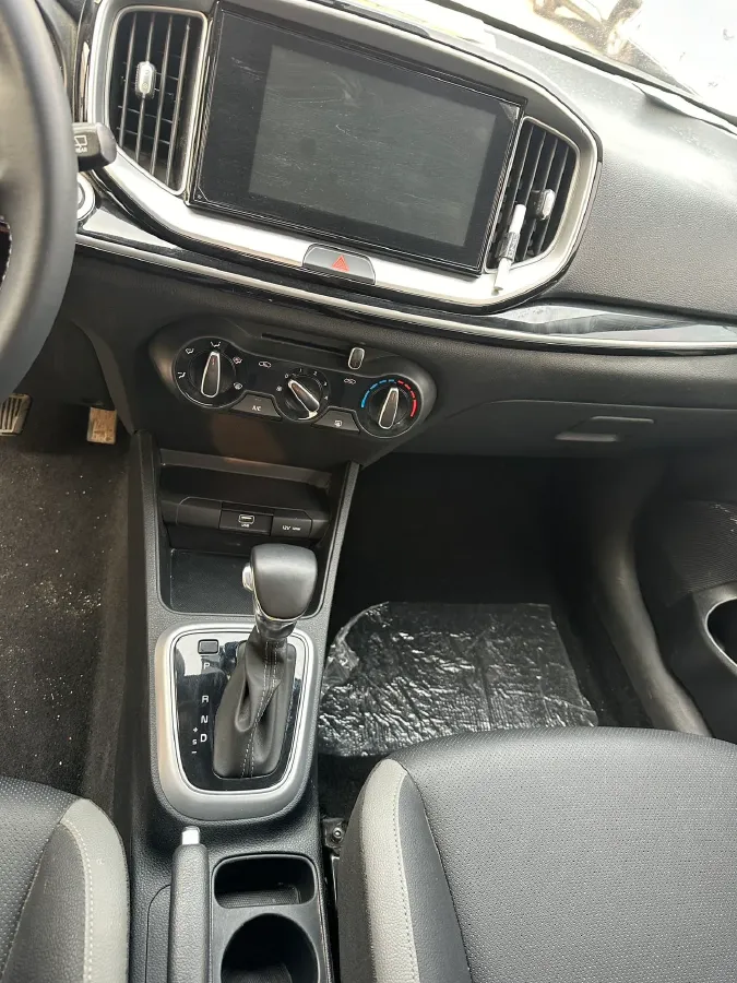 2021 Kia KX1 1.4L 100HP L4 6AT,autocango,china used car exporter,china ev exporter,chinese used car exporter,chinese used ev exporter