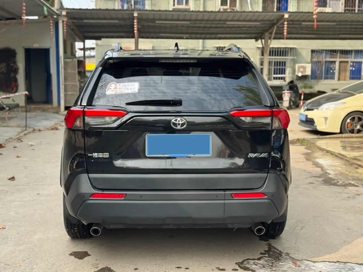 2021 Toyota RAV4 2.0L 171HP L4 CVT,autocango,china used car exporter,china ev exporter,chinese used car exporter,chinese used ev exporter