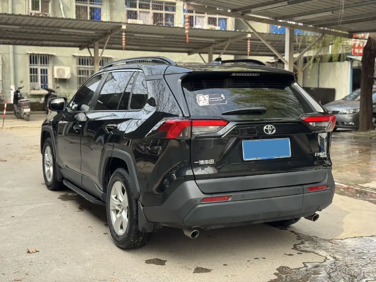 2021 Toyota RAV4 2.0L 171HP L4 CVT,autocango,china used car exporter,china ev exporter,chinese used car exporter,chinese used ev exporter