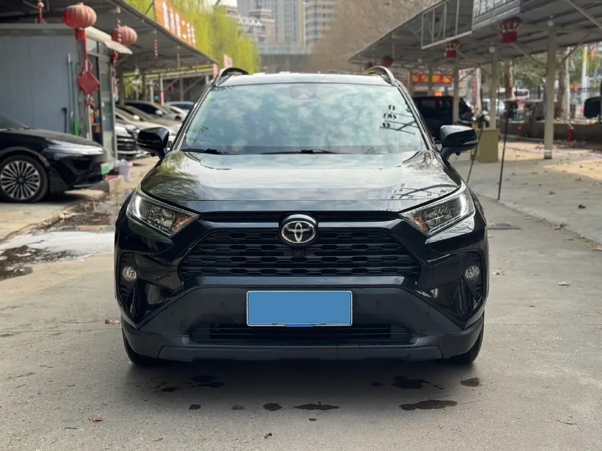 2021 Toyota RAV4 2.0L 171HP L4 CVT,autocango,china used car exporter,china ev exporter,chinese used car exporter,chinese used ev exporter