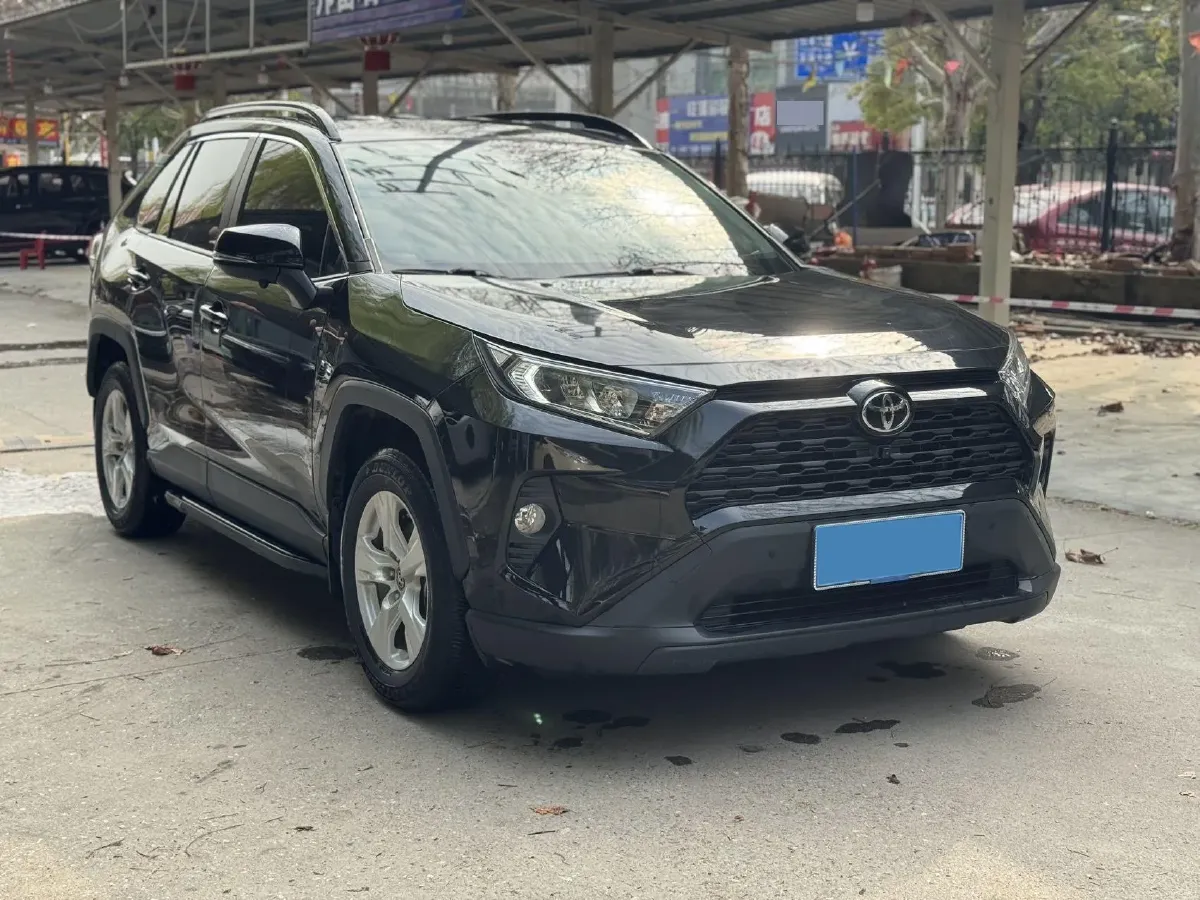 2021 Toyota RAV4 2.0L 171HP L4 CVT,autocango,china used car exporter,china ev exporter,chinese used car exporter,chinese used ev exporter