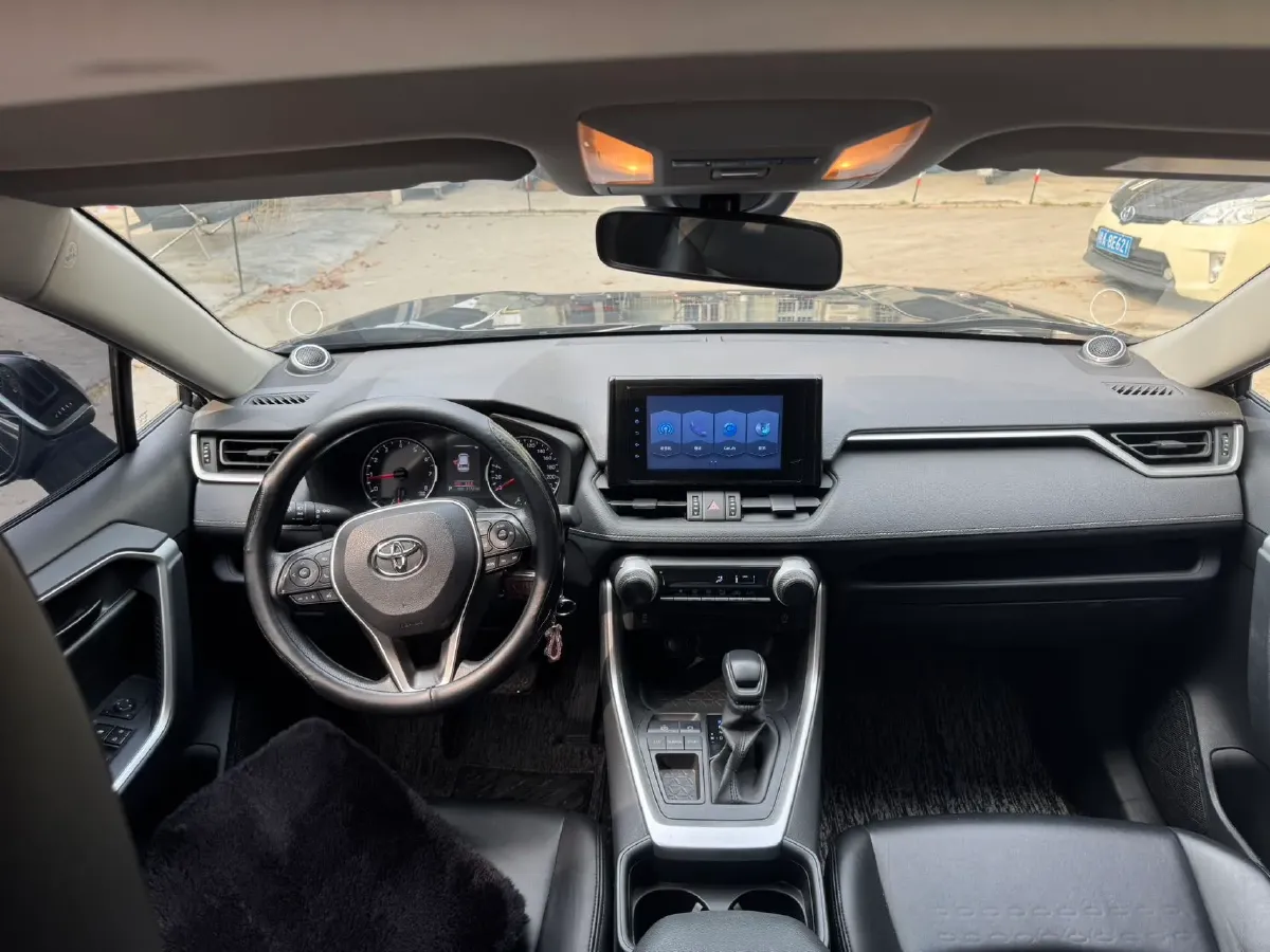 2021 Toyota RAV4 2.0L 171HP L4 CVT,autocango,china used car exporter,china ev exporter,chinese used car exporter,chinese used ev exporter