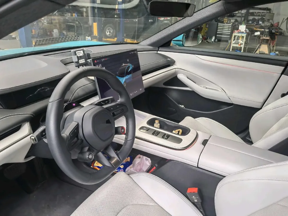 2024 MI SU7 BEV 73.6KWH,autocango,china used car exporter,china ev exporter,chinese used car exporter,chinese used ev exporter