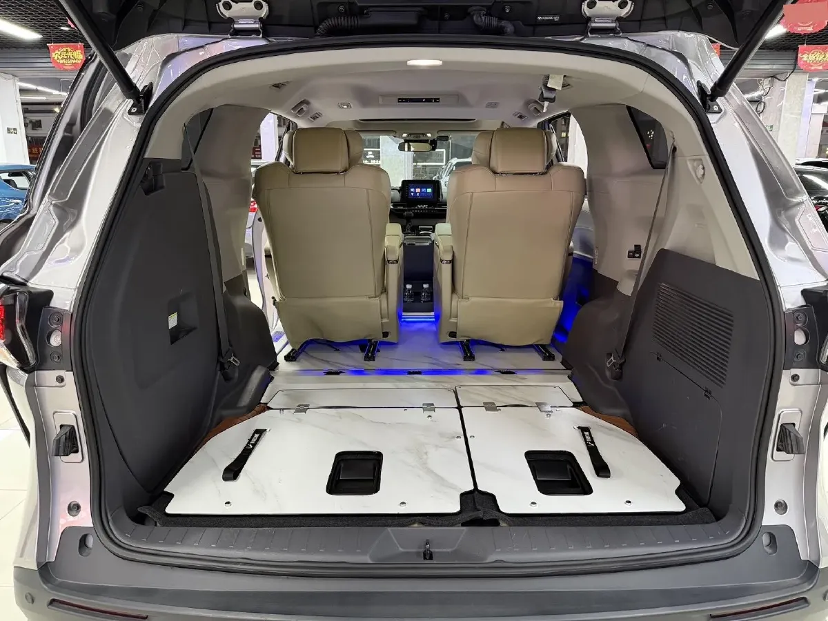 2023 Toyota Sienna 2.5L 189HP L4 E-CVT Hybrid,autocango,china used car exporter,china ev exporter,chinese used car exporter,chinese used ev exporter