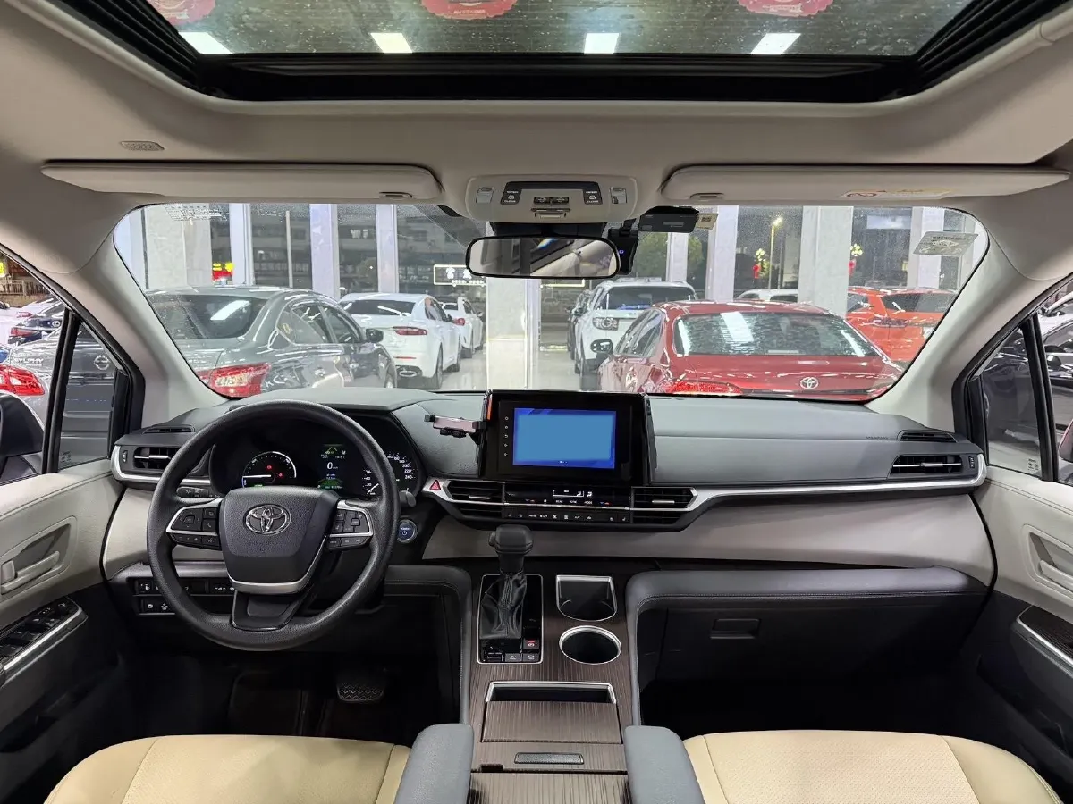 2023 Toyota Sienna 2.5L 189HP L4 E-CVT Hybrid,autocango,china used car exporter,china ev exporter,chinese used car exporter,chinese used ev exporter