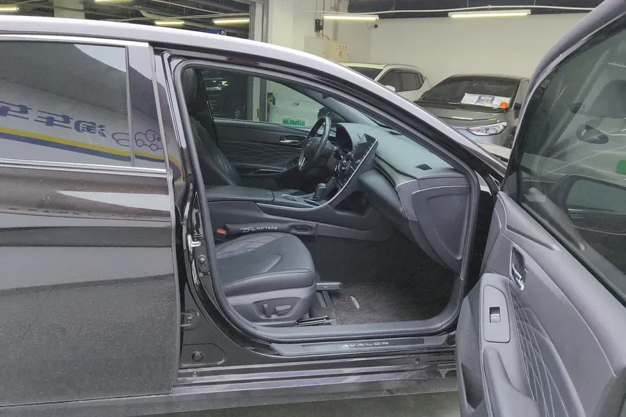 2019 Toyota Avalon 2.5L 178HP L4 E-CVT Hybrid,autocango,china used car exporter,china ev exporter,chinese used car exporter,chinese used ev exporter