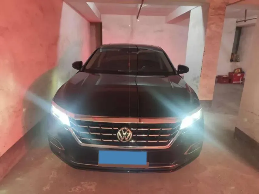 2019 Volvo V40 1.5T 152HP L4 6AT,autocango,china used car exporter,china ev exporter,chinese used car exporter,chinese used ev exporter