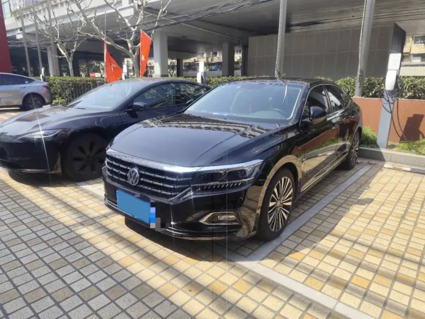 2019 Volvo V40 1.5T 152HP L4 6AT,autocango,china used car exporter,china ev exporter,chinese used car exporter,chinese used ev exporter