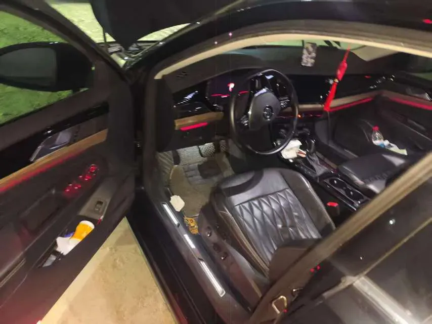 2019 Volvo V40 1.5T 152HP L4 6AT,autocango,china used car exporter,china ev exporter,chinese used car exporter,chinese used ev exporter