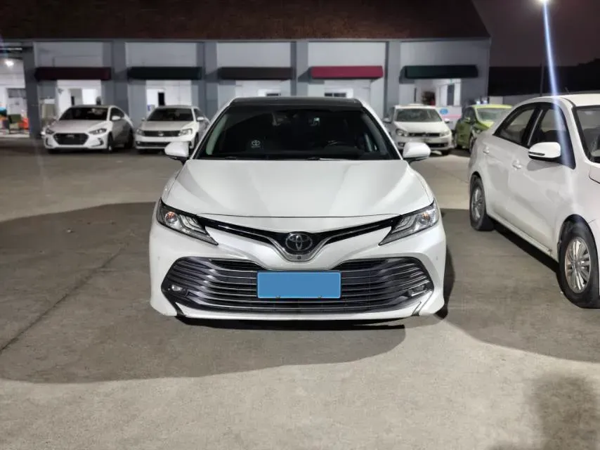 2018 Toyota Camry 2.5L 209HP L4 8AT,autocango,china used car exporter,china ev exporter,chinese used car exporter,chinese used ev exporter