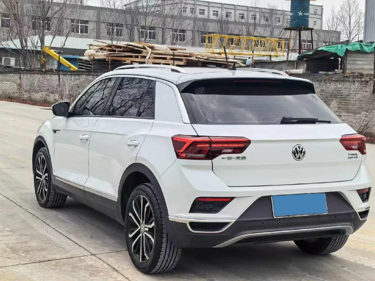 2019 Volkswagen T-Roc 1.4T 150HP L4 7DCT,autocango,china used car exporter,china ev exporter,chinese used car exporter,chinese used ev exporter