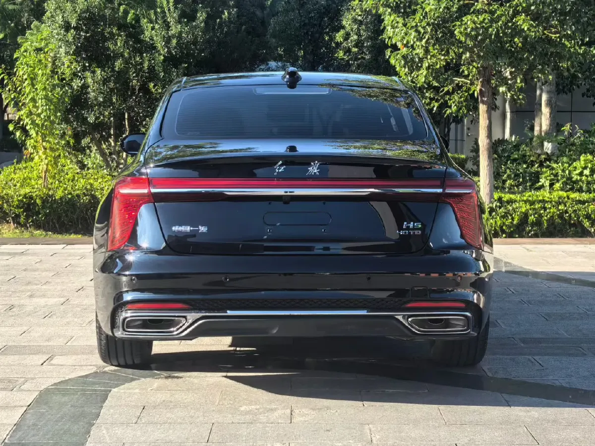 2023 HongQi H5 2.0T 224HP L4 8AT,autocango,china used car exporter,china ev exporter,chinese used car exporter,chinese used ev exporter